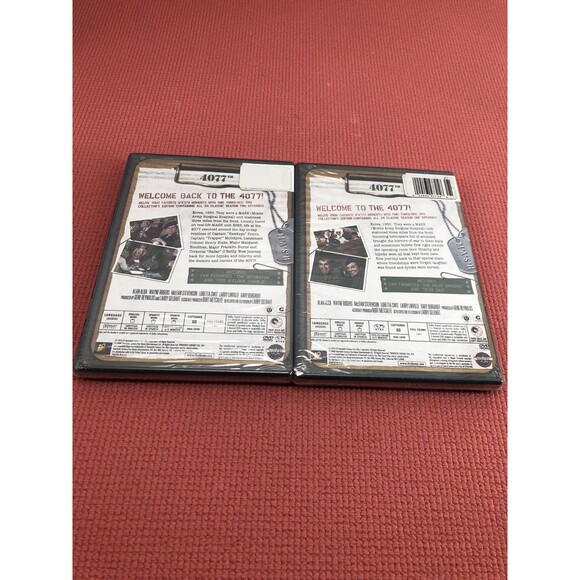 MASH Seasons 1 and 2 TV Series DVD Sets Double Pack Brand New Sealed - Picture 4 of 8
